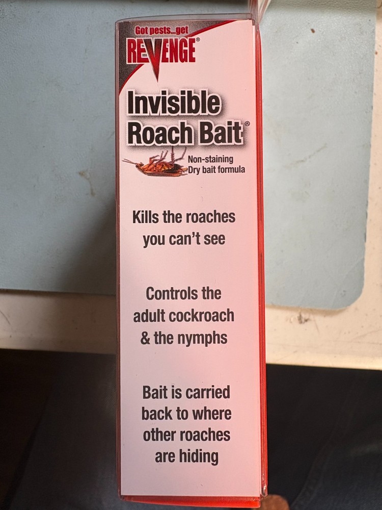 Revenge Invisible Roach Bait with Puffer Applicator Kills Ants, Beetles, Roaches