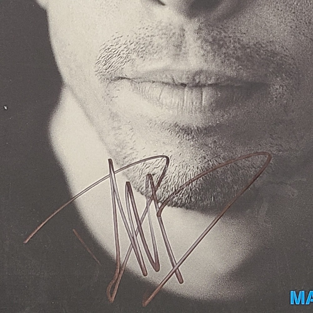 Dave Grohl Autographed Foo Fighters, Nirvana & Other Misadventures Beckett Auth.