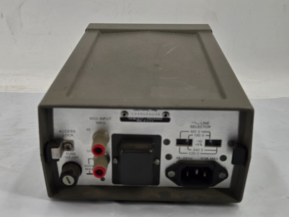 HP Agilent 3311a function signal generator