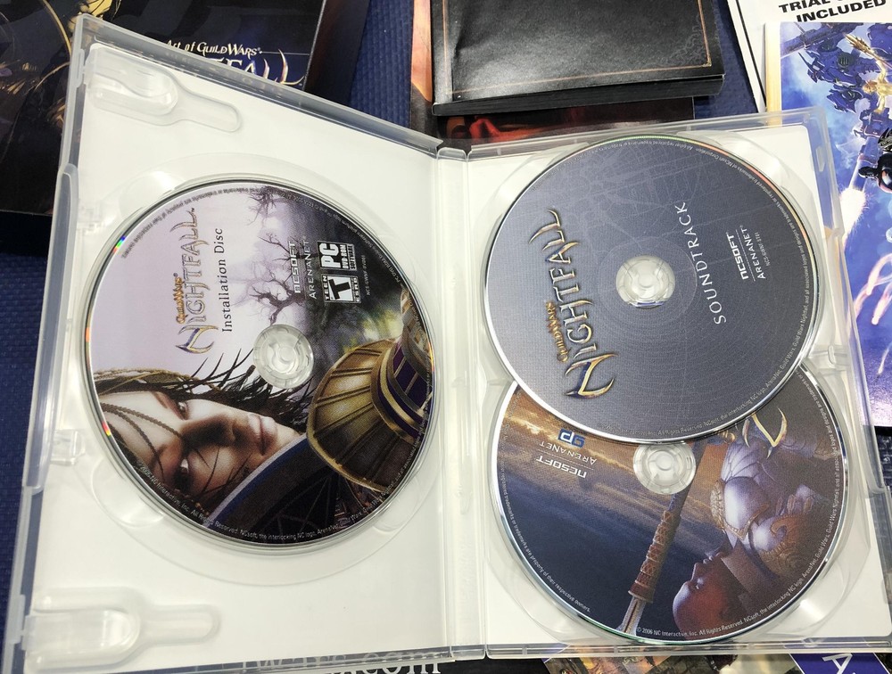 Guild Wars Nightfall Collector's Edition Box PC CD-ROM Game