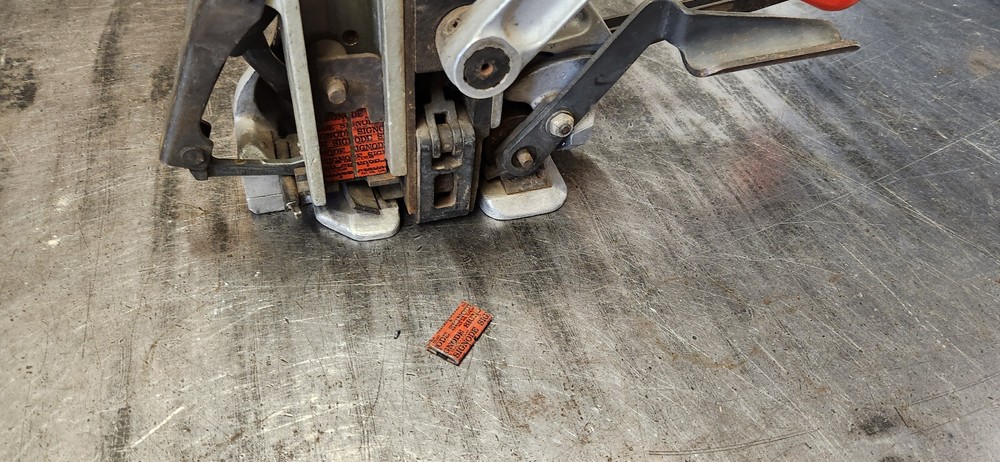 Signode ASD 506 8 1/2" Combination Steel Strapping Tool.