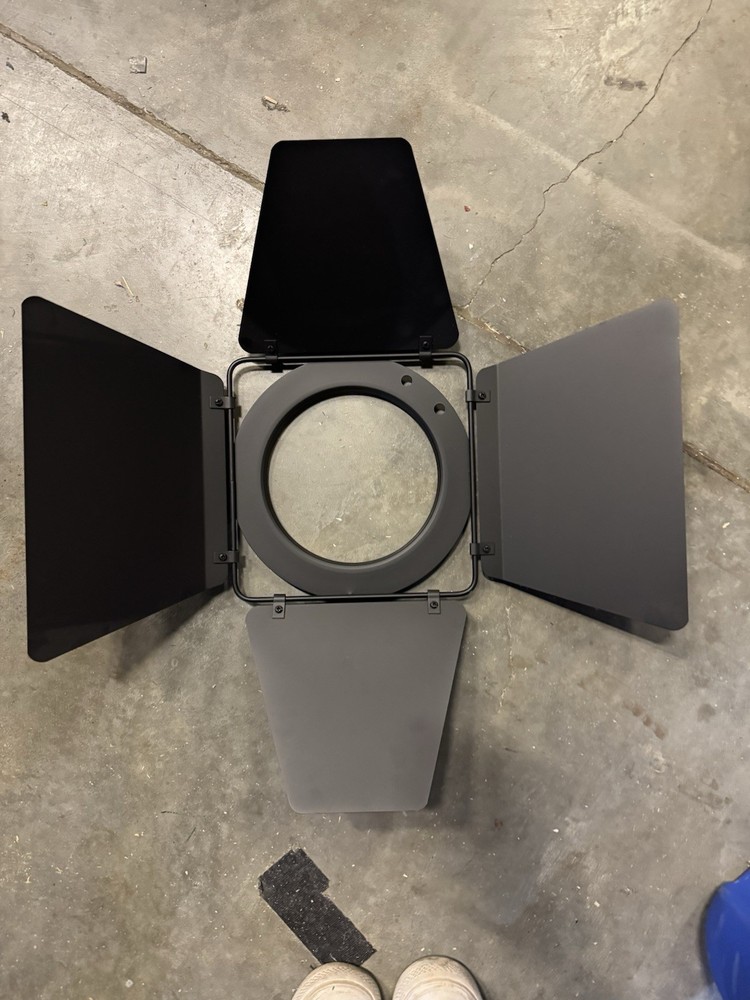 PAR light barn door attachment Accessory