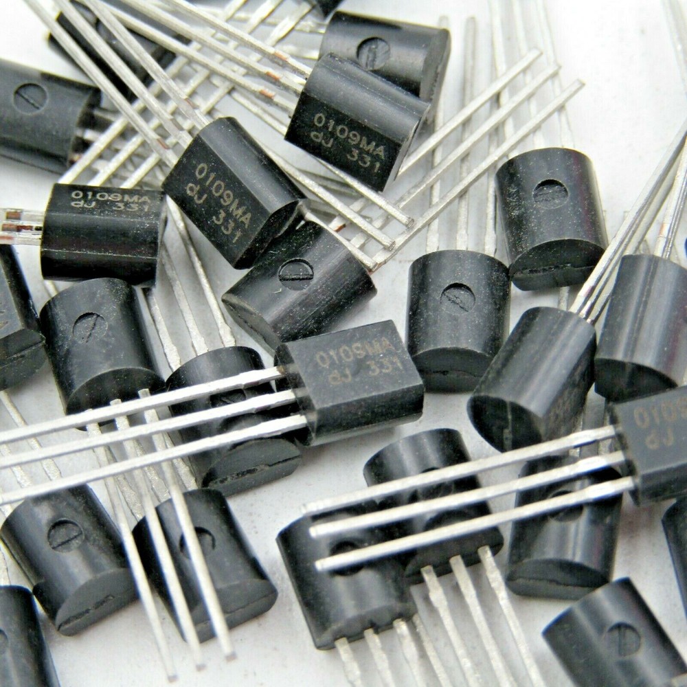 ( 5 PCS ) Z0109MA STMicroelectronics Sensitive Gate Triac