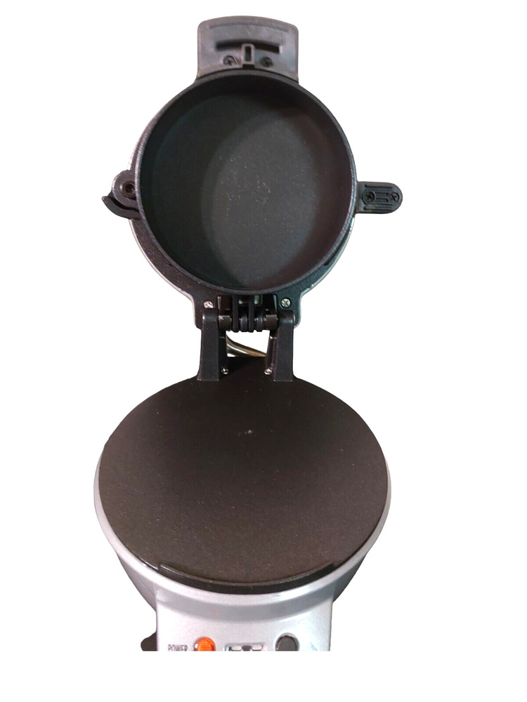 Hamilton Beach Breakfast Sandwich Maker & Dash Mini Waffle Maker Combo