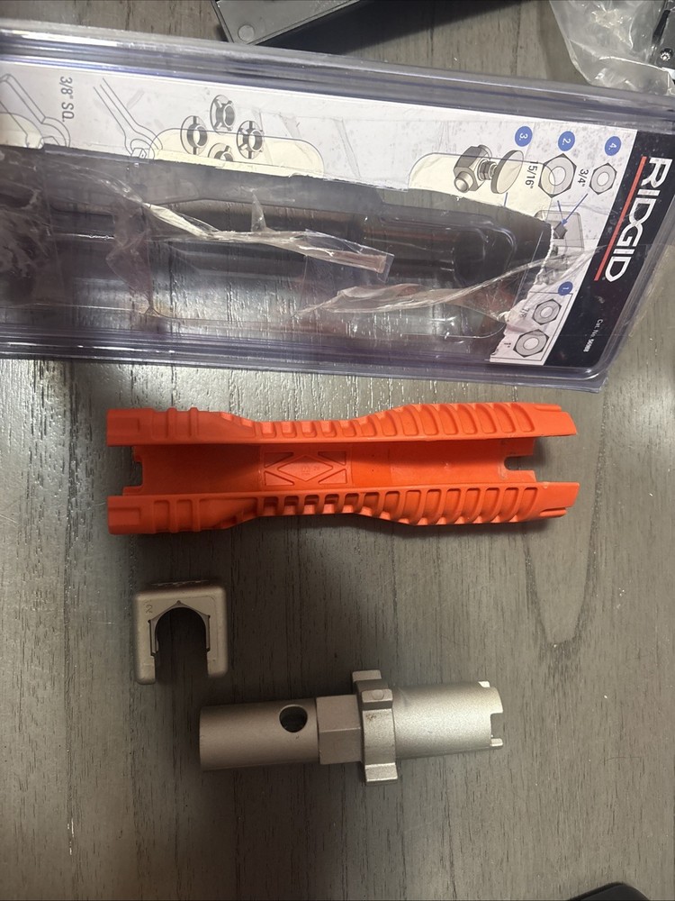Ridgid EZ Change Faucet Tool