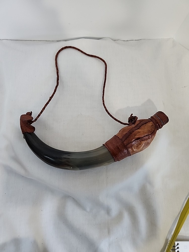 Gun Powder Horn Muzzleloader Reenactment Mountain Man Rendezvous LEATHER Plastic