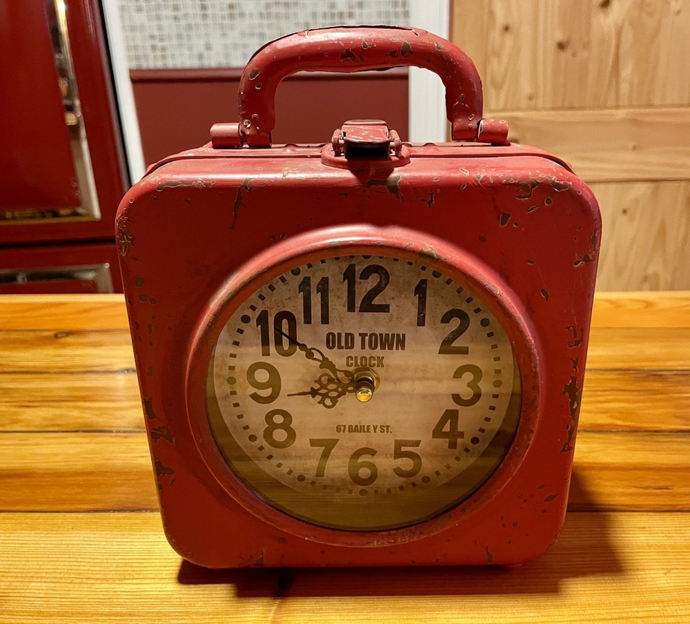 Vtg Old Town Clock - 67 BAILEY ST. Red Double Face Locking Box Clock Works