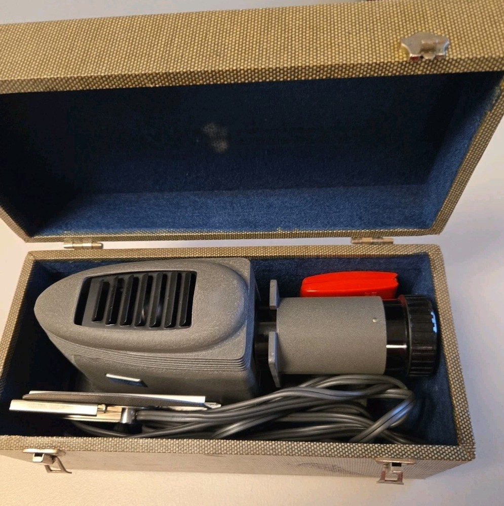 Vintage Argus 150 Slide Projector - Working