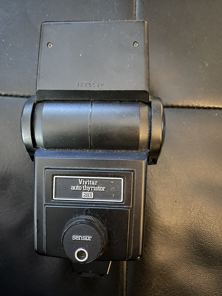Vivitar 283 Auto Thyristor, Soft Light/Bounce Diffuser Card holder, Charge Cord