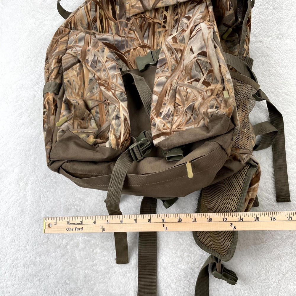 Hunting Backpack Camo Realtree Brown Adjustable Padded Straps Side Mesh Pockets