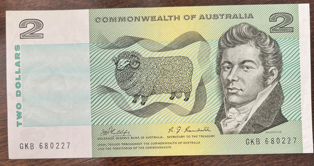 1968-71 $2 Australia XF