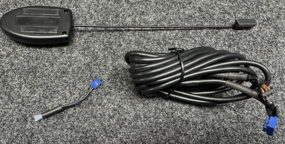 FIRSTECH ANT-SS-25 2-WAY SS REPLACEMENT ANTENNA W/CABLE/W/TEMP/COMPUSTAR