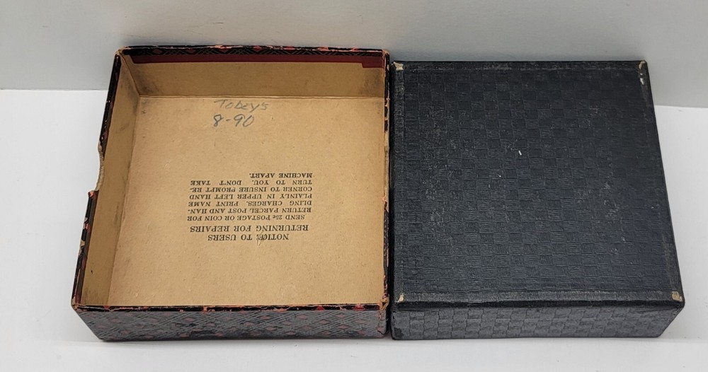 Kriss Kross Strop Razor Blade Sharpener (BOX ONLY!)