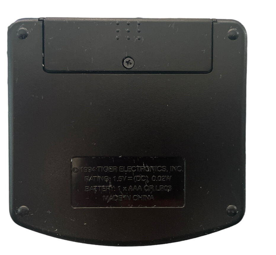 Bicycle Solitaire Electronic Handheld Game Tiger Electronics  USED  WORKS