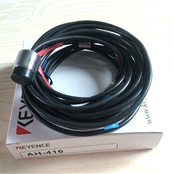 KEYENCE AH-416 Proximity Sensor New