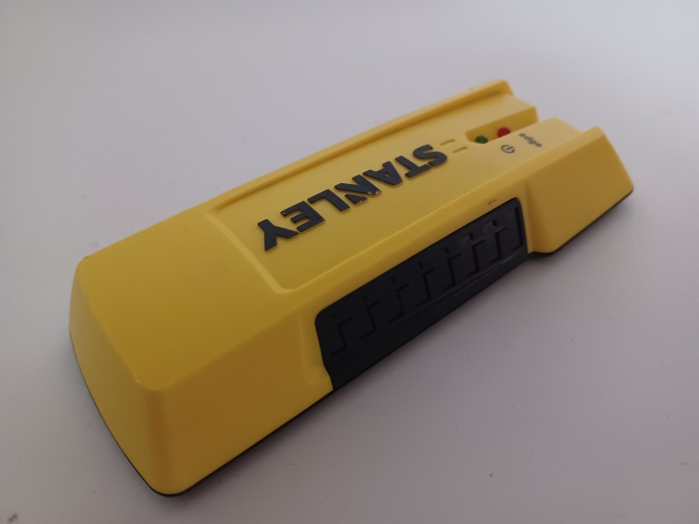 Stanley S50 Edge-Detect Finder
