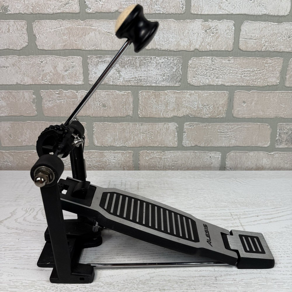 Alesis Single Chain Kick Drum Pedal *READ*