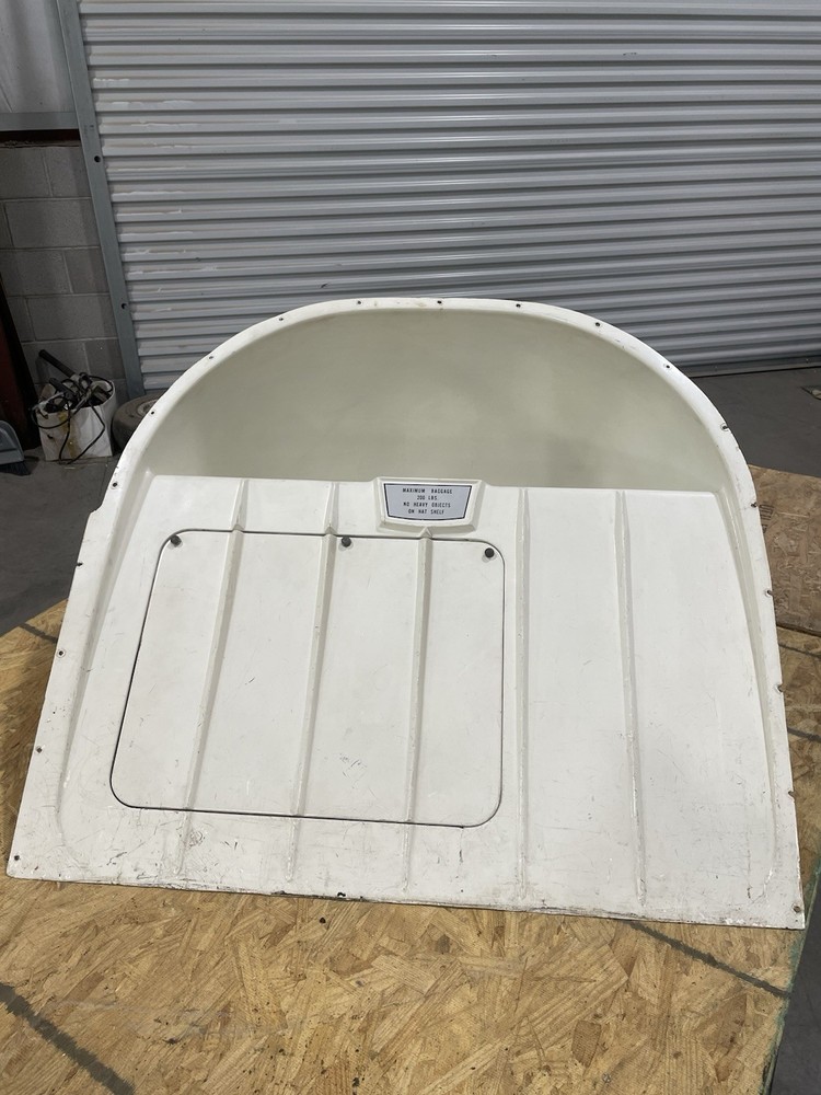 Aircraft Interior Hat Rack/Baggage Shelf Panel