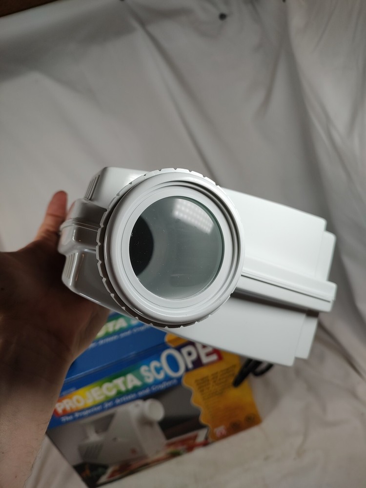 Projector Projecta Scope Model #PJ768 EUC Light Box Art Drawing Tracing