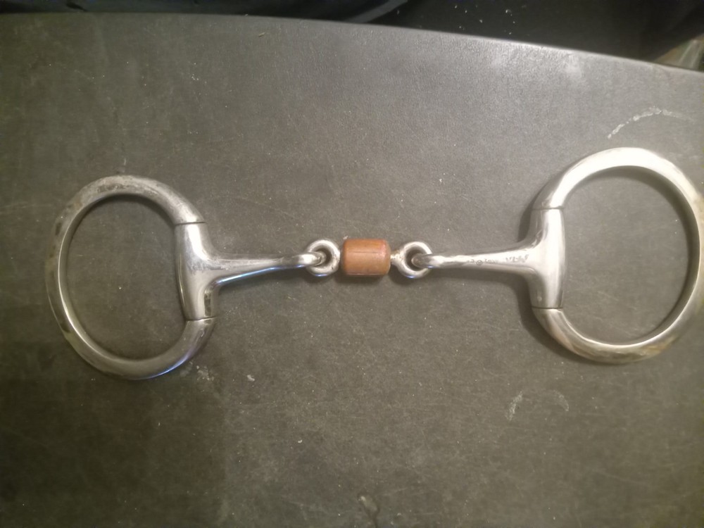 used eggbutt snaffle bit 5 in mouth copper roller