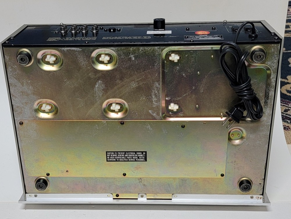 JVC SEA-80 Multi-Voltage Stereo Graphic Equalizer Powers On AS IS Untested