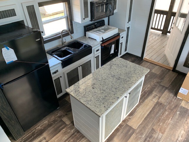 TINY HOME CABINS - CUSTOM BLT. FOR YOUR PREPPED PROPERTY - ELEGANT RUSTIC CABINS