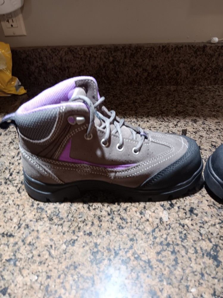 Caolina Work Boots 7W Non Metallic Womans Nice