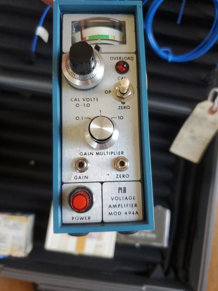 Pcb piezotronics Voltage Amplifier Model 494A SET