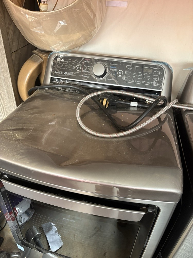 LG Washer & Dryer Set