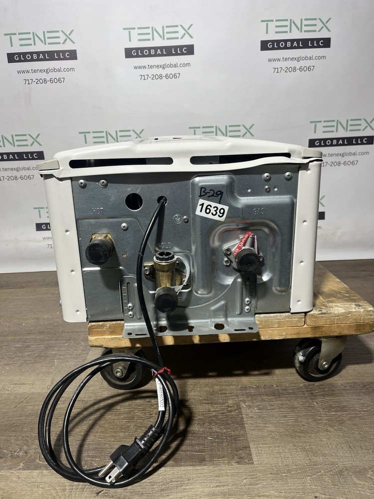 Rinnai V75iN Indoor Tankless Water Heater 180k BTU Natural Gas (B-29 #1639)