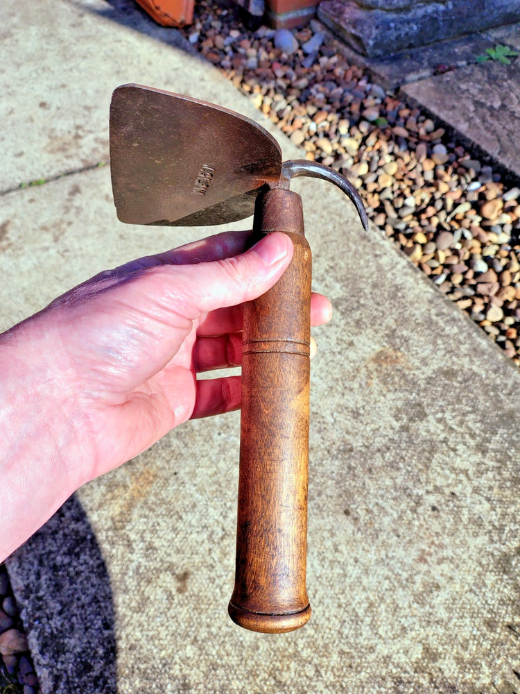 Vintage W Gilpin Pig scraper / hog scraper in nice condition