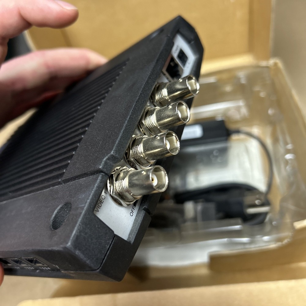 Axis Video Encoder Q7404 0291-001-01 With Open Box