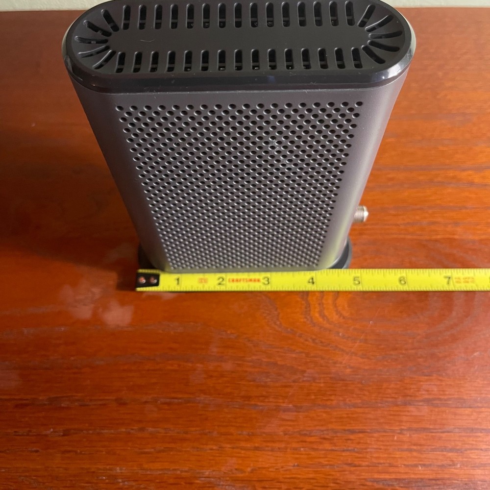 MOTOROLA 16x4 DOCSIS 3.0 Cable Modem - Model MB7420 - READ description...