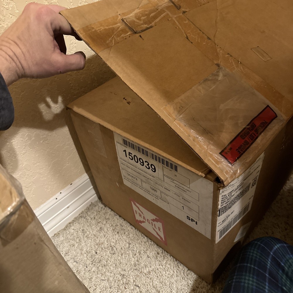 aew 10500 york exterior decorative sconce light