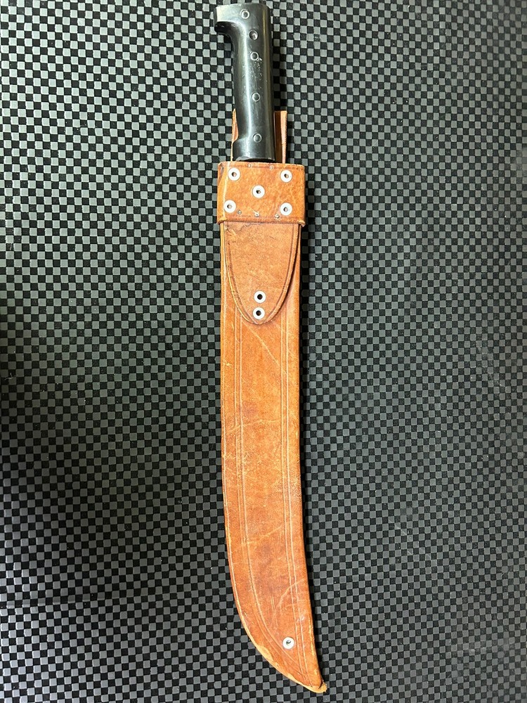 Corona No 152 Machete