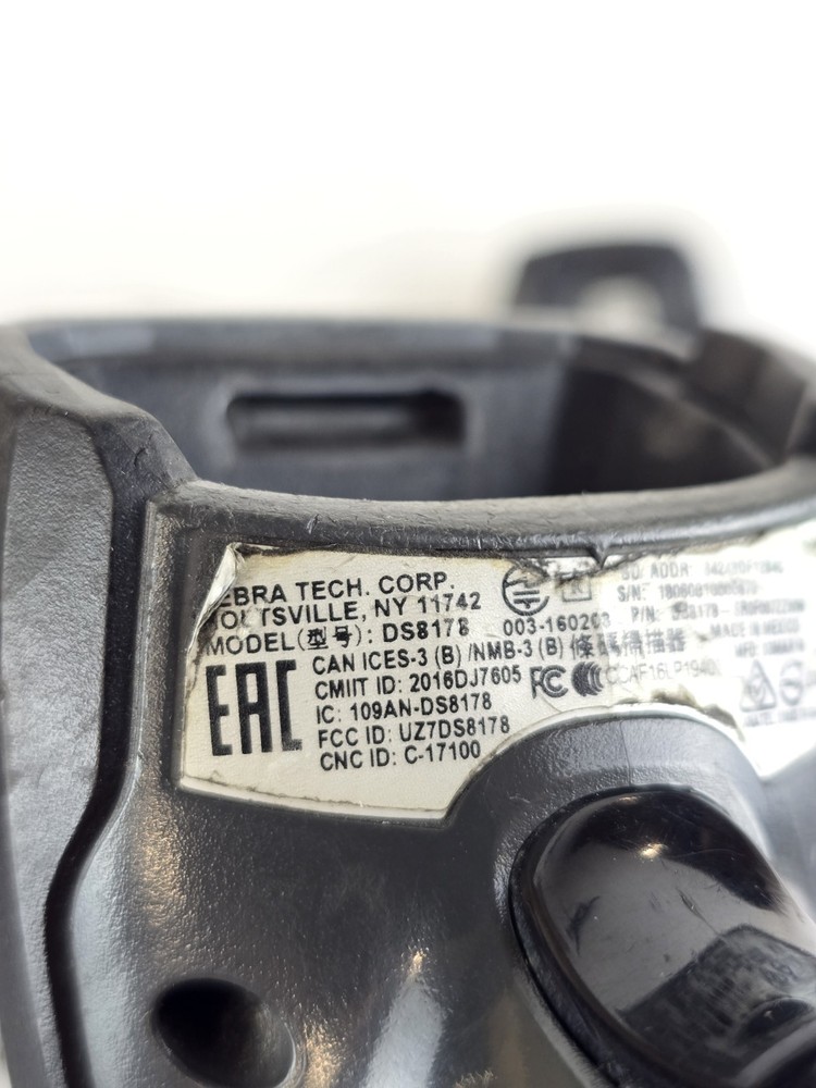 ZEBRA DS8178 Wireless Bar Code Scanner + CR8178-SC Charging Cradle + USB Lot 3