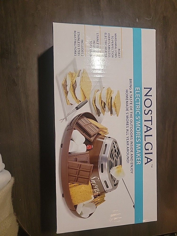 Nostalgia Electronic S'mores Maker