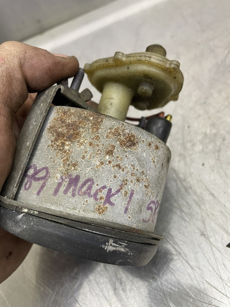 1989 skidoo formula MACH 1 OEM Denso Speedometer Odometer Assembly