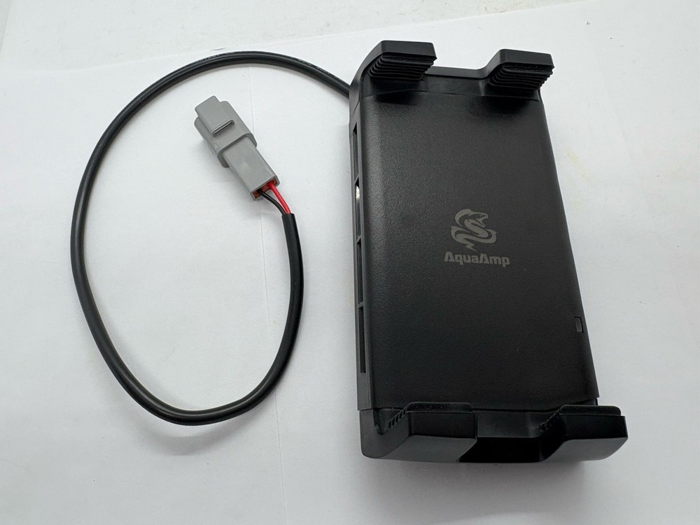 AQUAAMP 515-1 Waterproof Wireless Charger