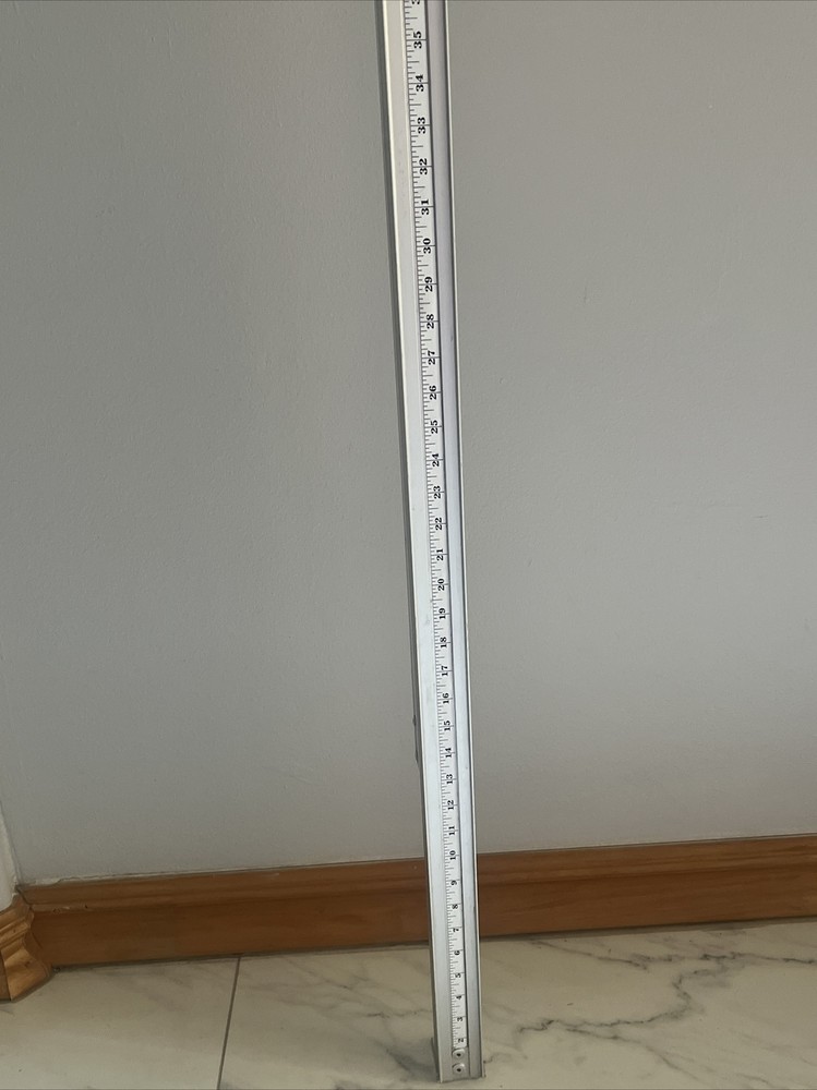 Construction Measuring Rod