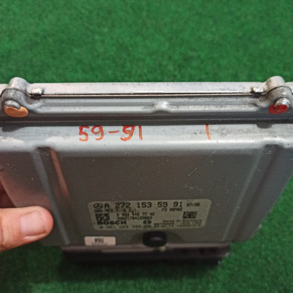 ECM ECU 2008 Mercedes C350 Engine Control Module Computer A 272 153 59 91 OEM