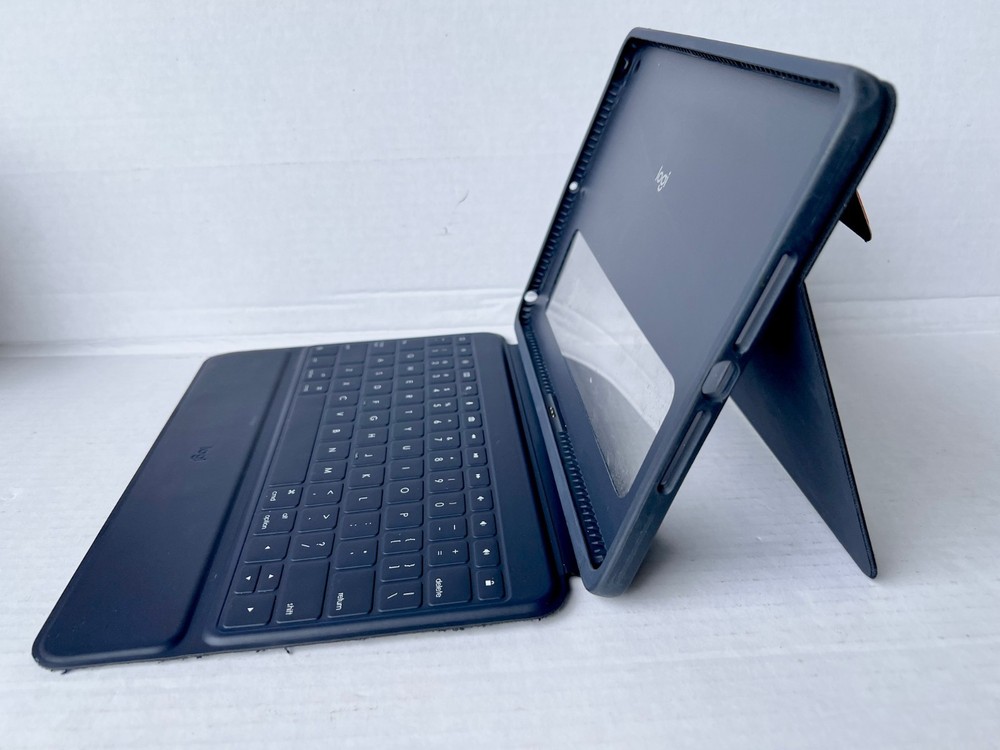 2 Pack - Logitech Rugged Combo 3 Keyboard Case Apple iPad (7th 8th 9th gen) Used