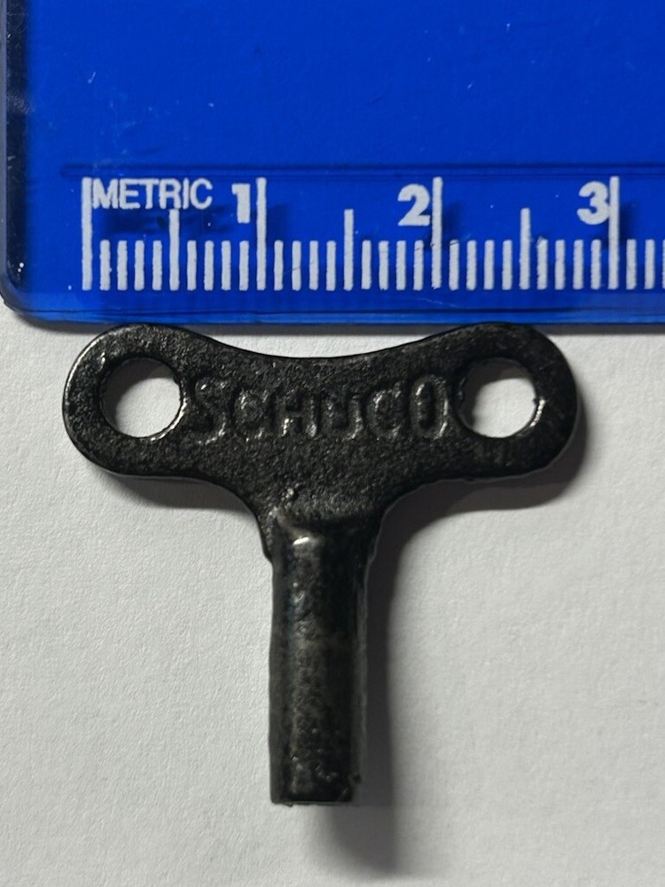 Antique Schuco Clock Key 2.25mm