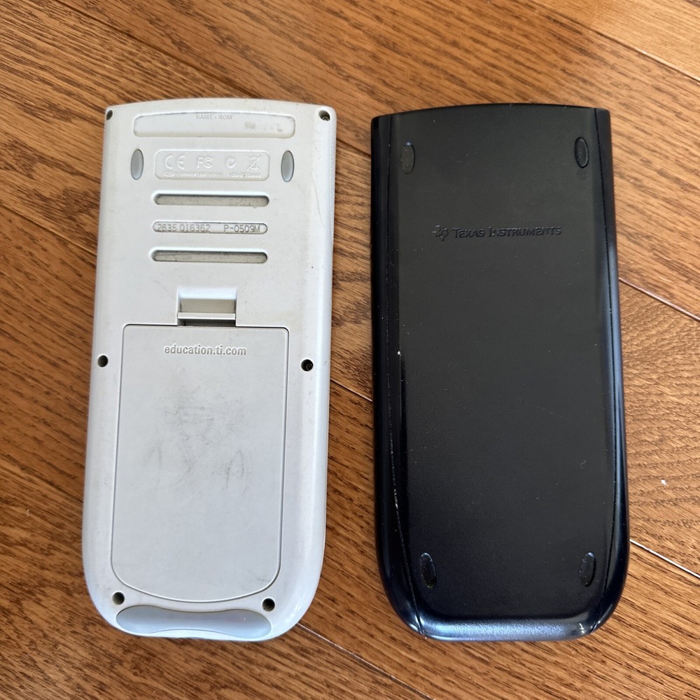 TI-84 Plus SIlver Edition Graphing Calculator Blue Tested