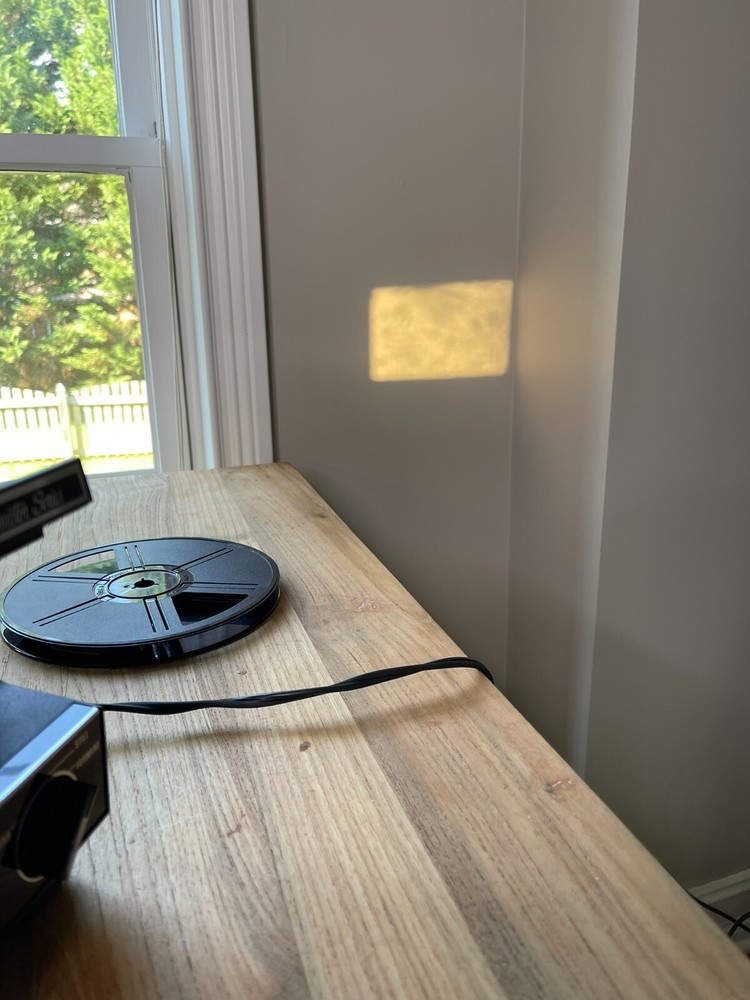 Bell & Howell 1617 8MM Auto Load Directors Series Projector - Partial Function