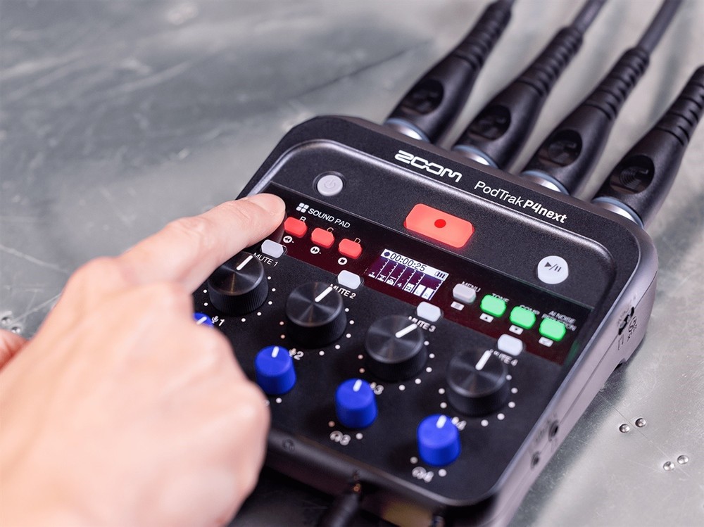 Zoom PodTrak P4next Podcast Recorder