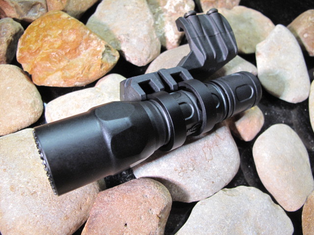 Surefire for Mossberg 500 + Forend G2X Flashlight Mount w 5" Rail BLACK