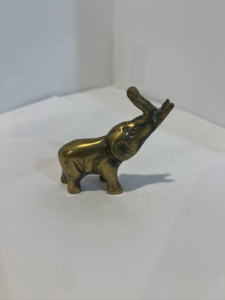 OLDER CAST BRONZE BRASS ELEPHANT. Vintage