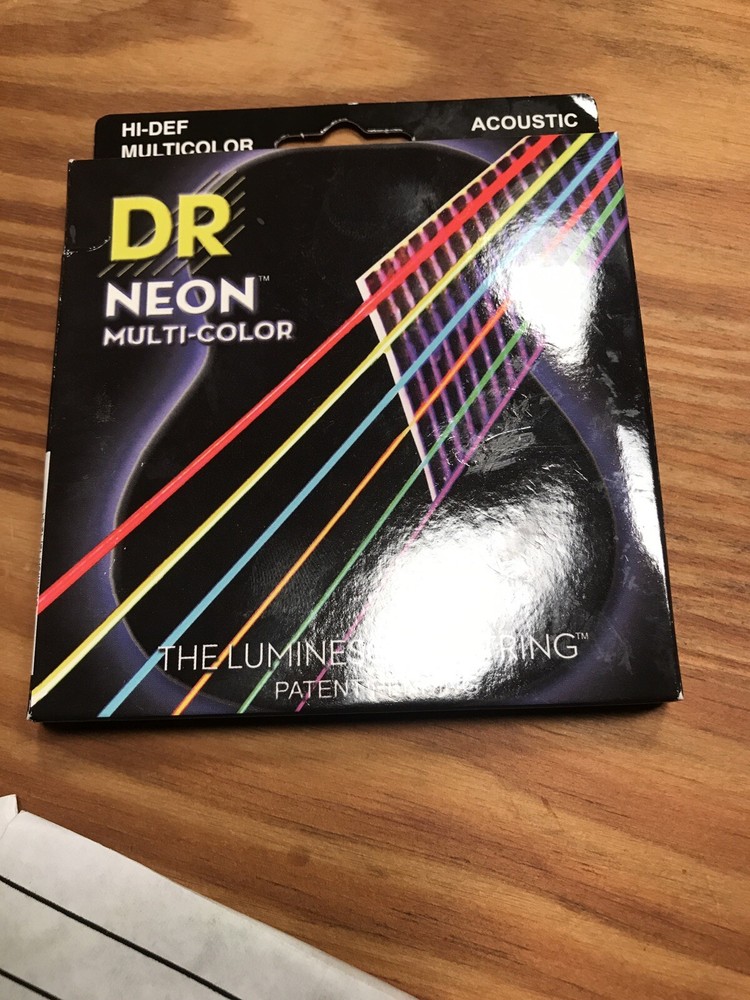 The Luminescent Strings New