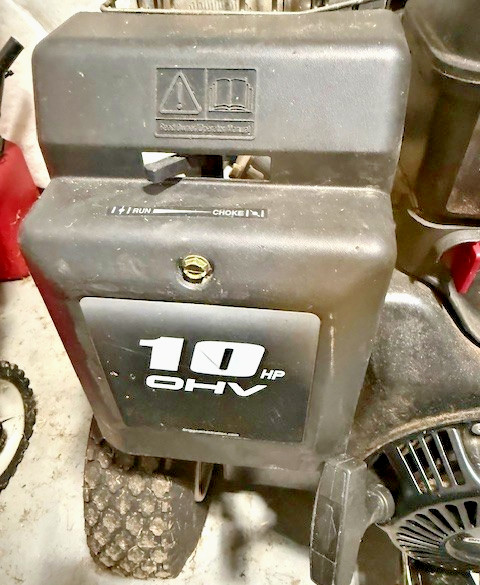 MTD YardWork Wood Chippper - used 2x